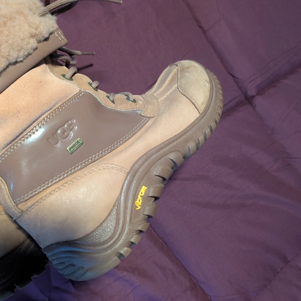 UGG Adirondack Women's 10 Brown Sheep Waterproof Boots Lace Up Mids Leather Snow - Picture 5 of 13